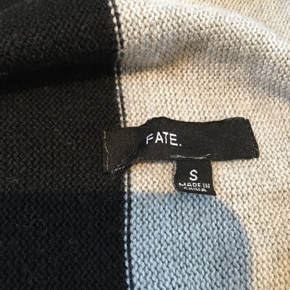 Cardigan sweater - Picture 3 of 4